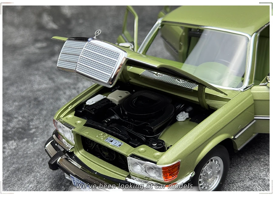 Mercedes-Benz 450 SEL 1/18 Diecast Model 12 Mercedes-Benz 450 SEL 1/18 Diecast Model - Image 12
