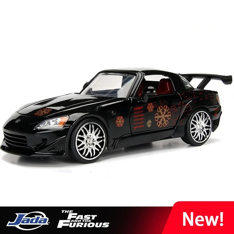 Bright Pink 1:24 Supercar Model Convertible 2 Bright Pink 1:24 Supercar Model Convertible - Image 2