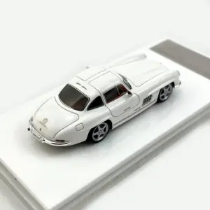 Sab8a911de3df4624a226dd9cb84c42baz 1