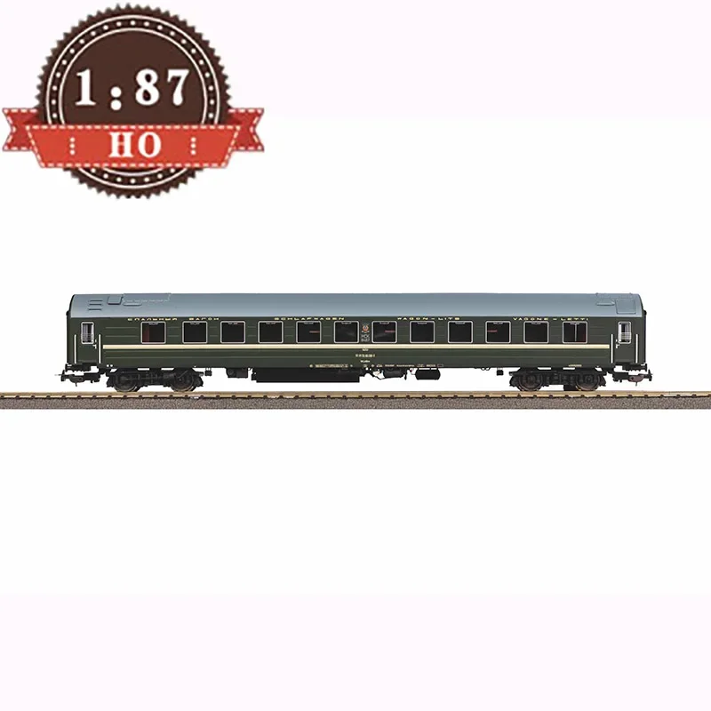 PIKO HO Scale 1/87 Russian Passenger Carriage 2 PIKO HO Scale 1/87 Russian Passenger Carriage - Image 2