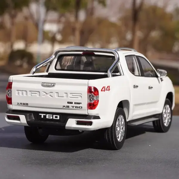 1:18 Scale MAXUS T60 Diecast Pickup Model - Image 5