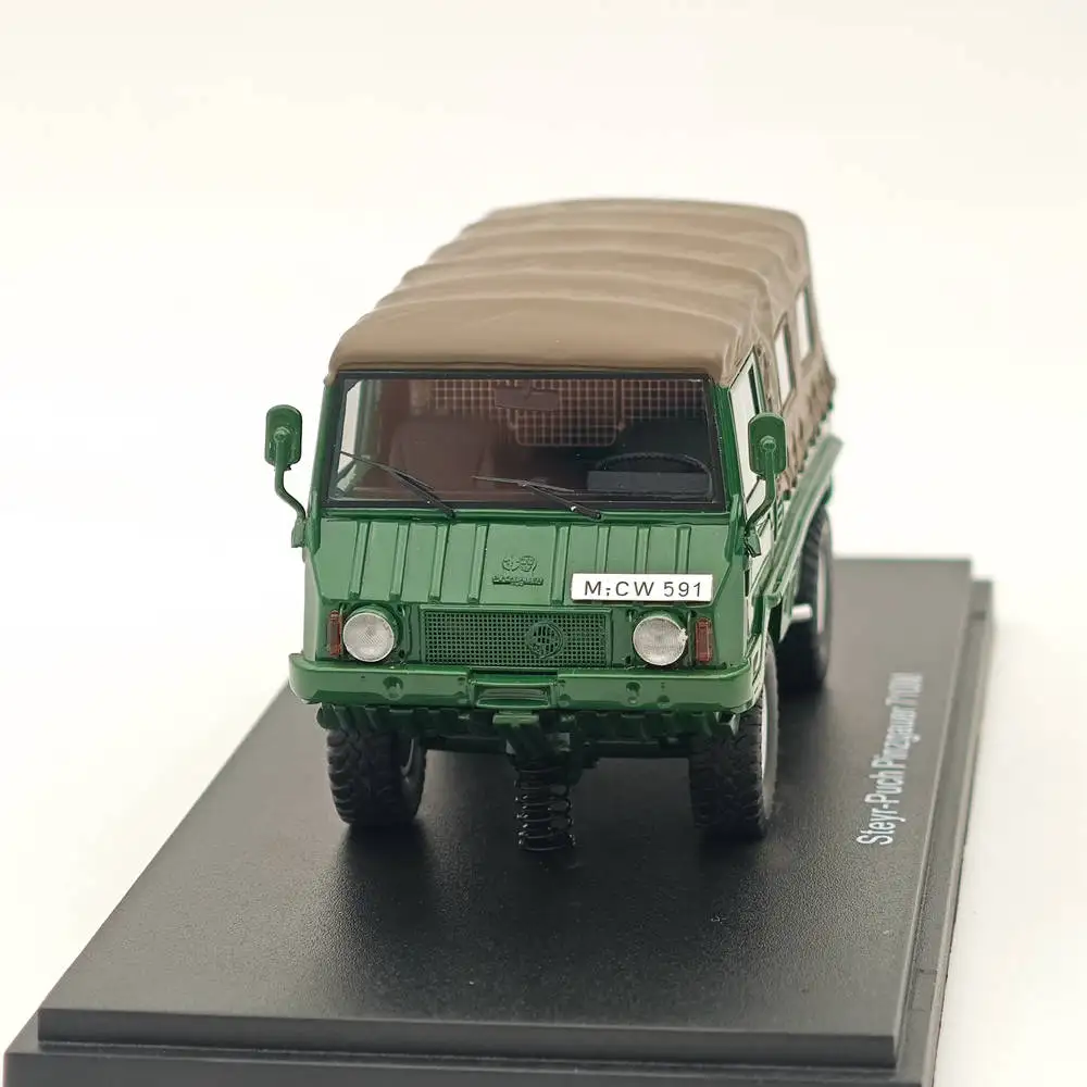 Steyr-Puch Pinzgauer 710M Military Model 1/43 4 Steyr-Puch Pinzgauer 710M Military Model 1/43 - Image 4