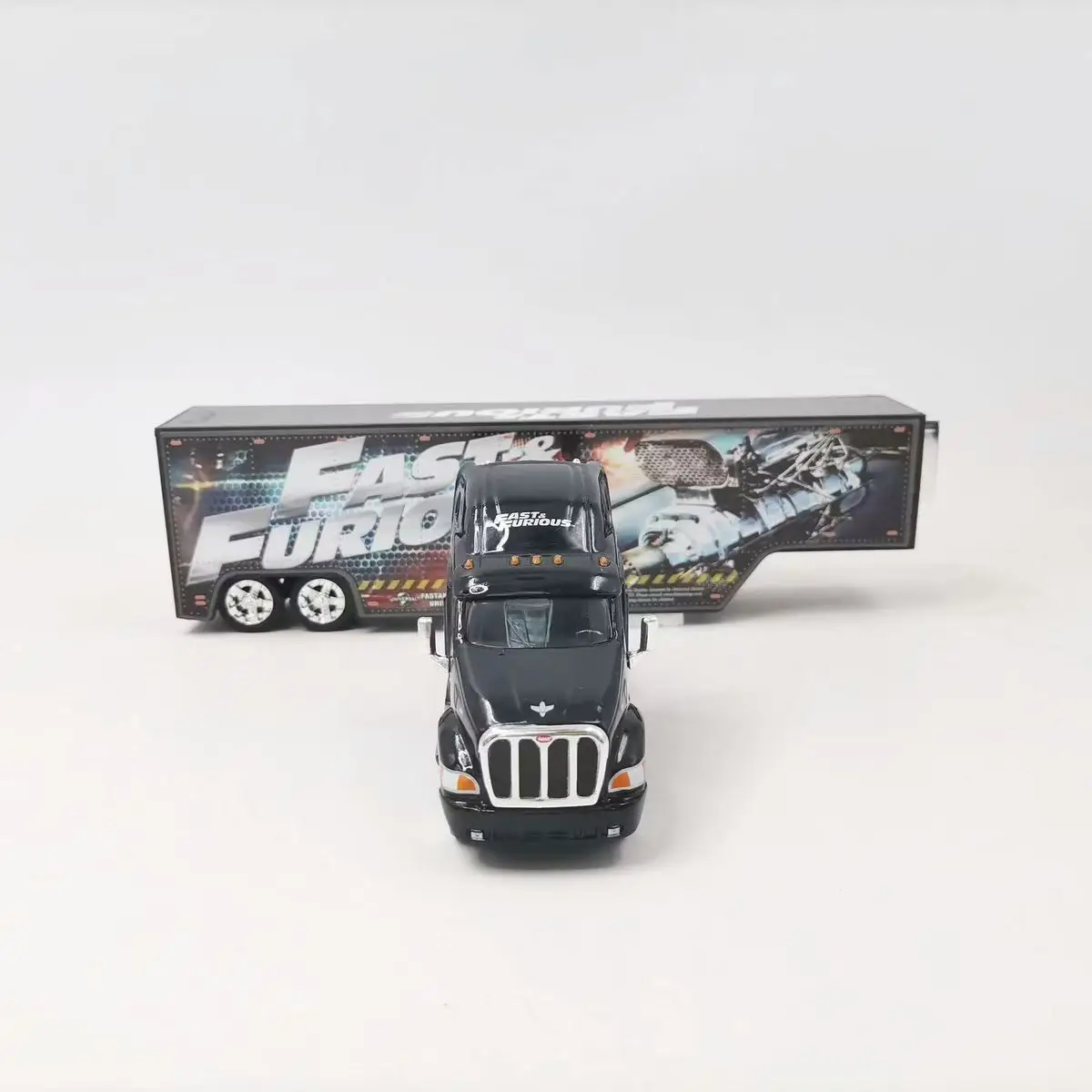 1:64 Scale Peterbilt Model 387 Hauler Truck 3 1:64 Scale Peterbilt Model 387 Hauler Truck - Image 3