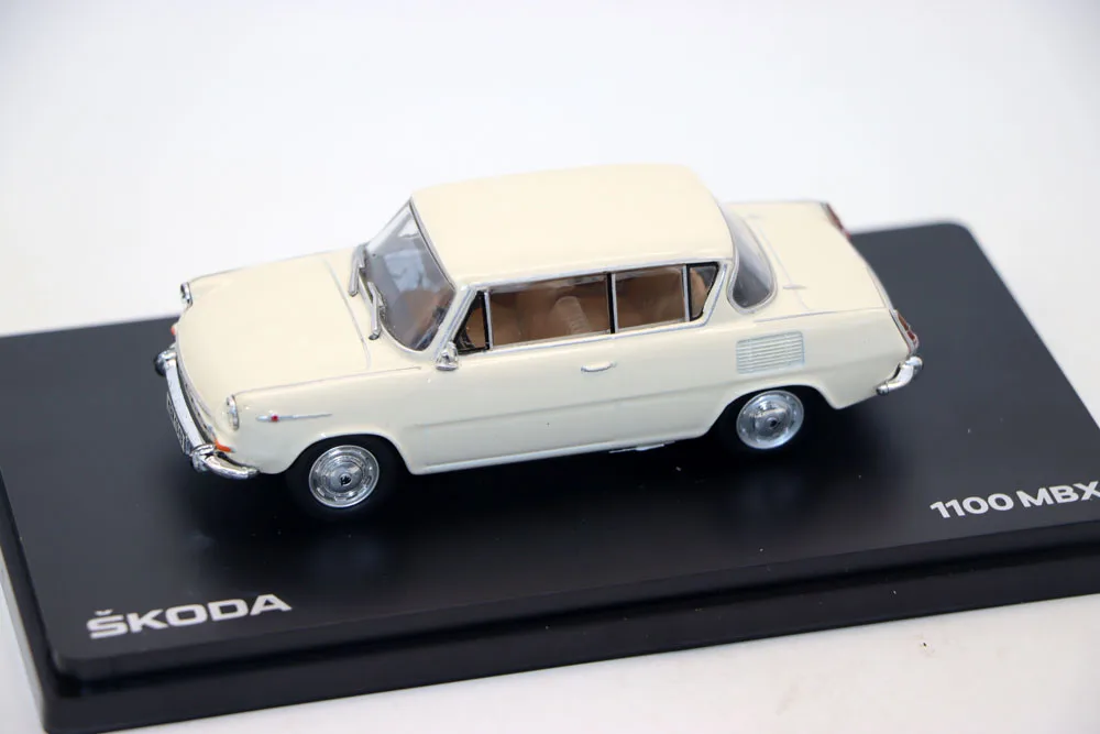 Skoda 1100 MBX 1/43 Scale Diecast Model 12 Skoda 1100 MBX 1/43 Scale Diecast Model - Image 12