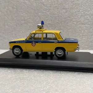 Die-cast VAZ 2101 Soviet Police Car Model 8 Sbb8cab2d11ba4210bf996149ee7e746eZ