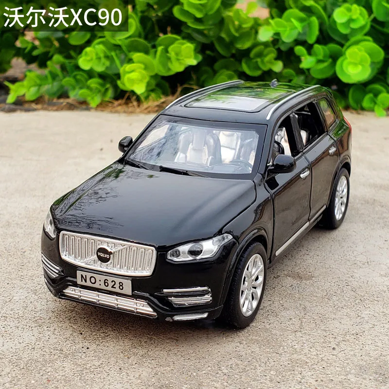 1:32 Scale Black Volvo XC90 Diecast Model 6 1:32 Scale Black Volvo XC90 Diecast Model - Image 6