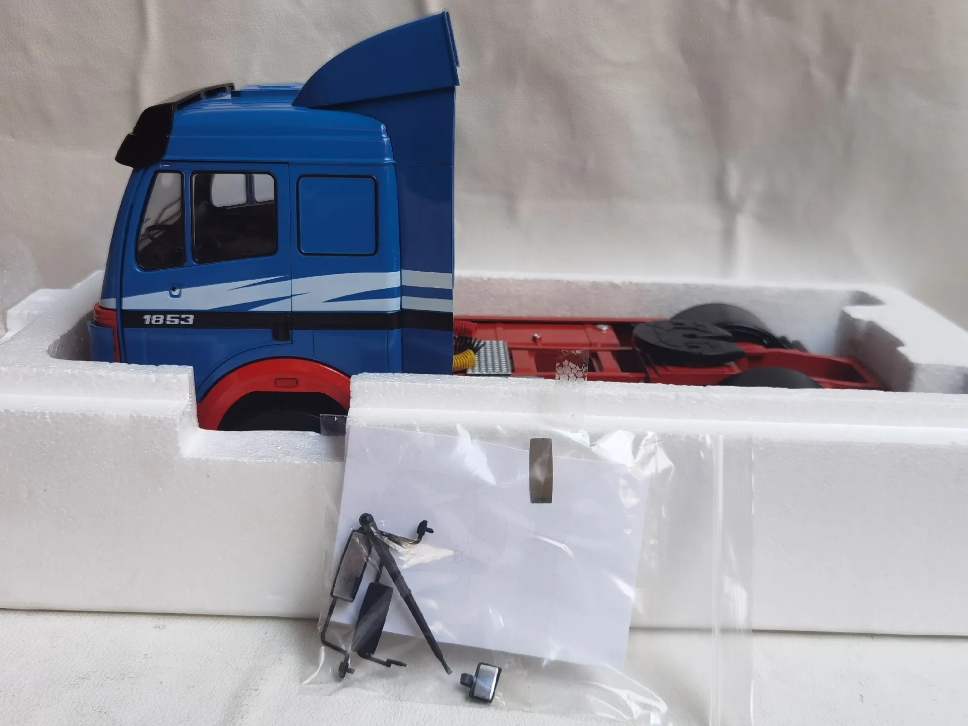 1/18 Scale Diecast Benz SK II Model Car 2 1/18 Scale Diecast Benz SK II Model Car - Image 2