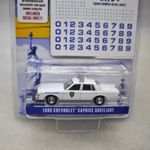 1:64 Scale 1989 Chevrolet Caprice Police Model 6 Sbd2263000bc544a09732b4b251234371P