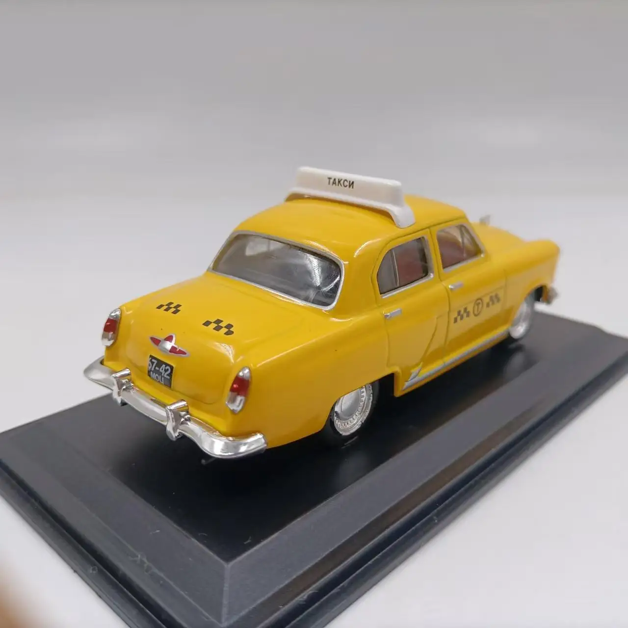 Gaz M21 Volga 1/43 Scale Model Taxi 2 Gaz M21 Volga 1/43 Scale Model Taxi - Image 2
