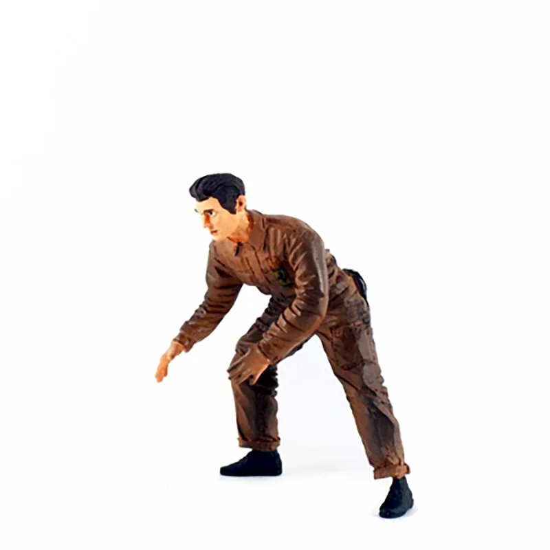 Car Scene Miniature Repairman Figure 1:18 Scale 14 Car Scene Miniature Repairman Figure 1:18 Scale - Image 14