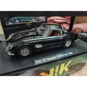 Diecast 1:18 Scale Ferrari 250 GT 1960 Model 27 Sbf1dcdbf046b4b3c85c8d4a5f774785aM