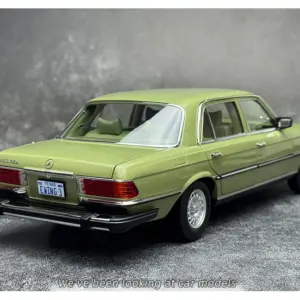 Mercedes-Benz 450 SEL 1/18 Diecast Model 34 Sc073fa10af5f4a3eb947a814b13bc009N