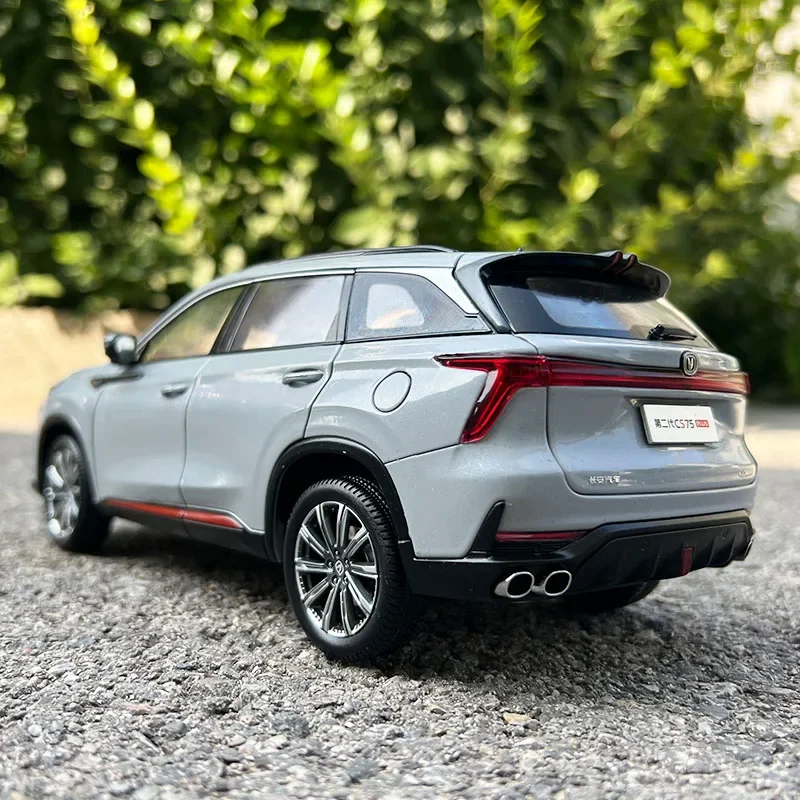 Die-Cast 1:18 Changan CS75 Plus SUV Model 2 Die-Cast 1:18 Changan CS75 Plus SUV Model - Image 2