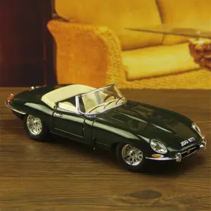 Jaguar E-type 1:18 Scale Diecast Model