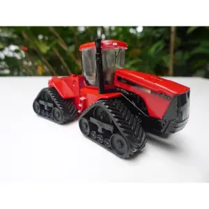 ERTL Diecast STX 440 Crawler Tractor Model 10 Sc5646b22d27b4e41be9fa2e95b1575f5v