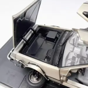Sun Star 1:18 DeLorean DMC-12 Diecast Model 10 Sc5650eccbdd943d6abf7a60f2f414413L