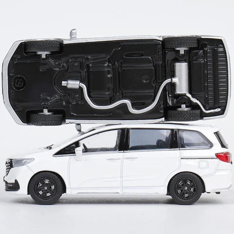 1:64 Scale Honda Odyssey Alloy Model Car 6 1:64 Scale Honda Odyssey Alloy Model Car - Image 6