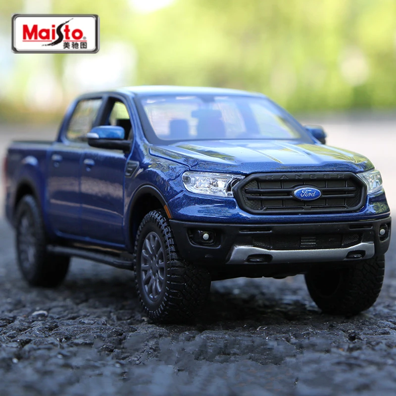 2019 Ford Ranger Diecast Model in Blue 7 2019 Ford Ranger Diecast Model in Blue - Image 7