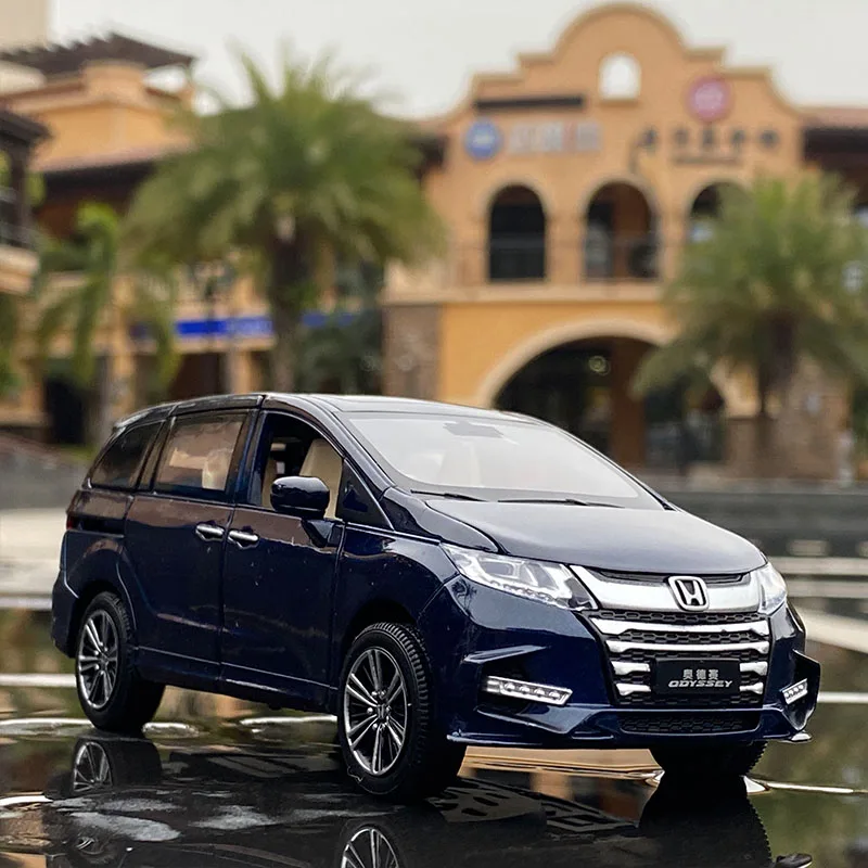 1:32 Scale Honda Odyssey Diecast Model Car 4 1:32 Scale Honda Odyssey Diecast Model Car - Image 4