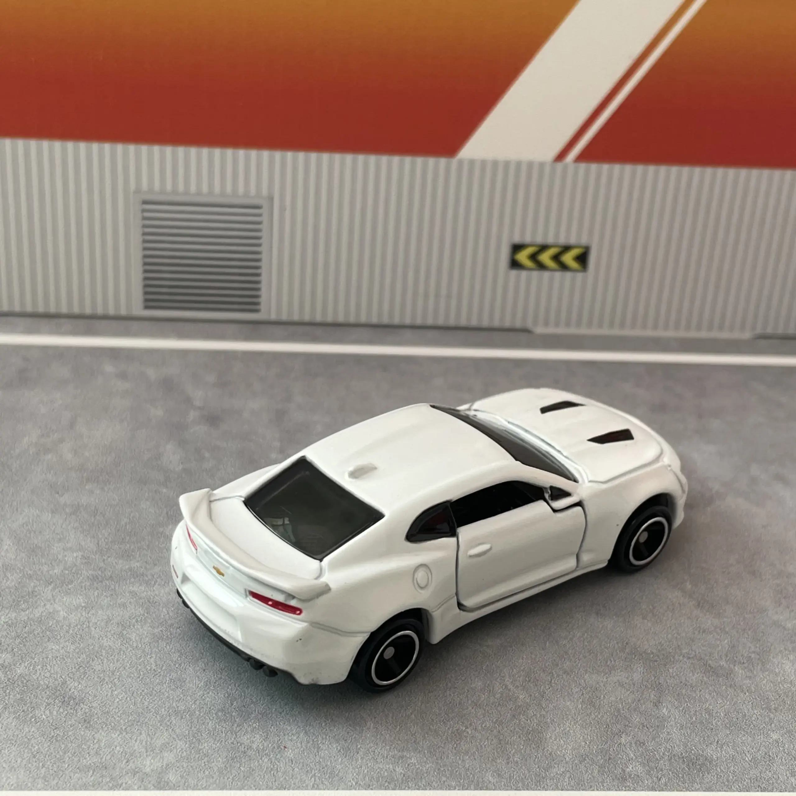 Takara Tomy AO-04 Chevrolet Camaro Diecast Model 5 Takara Tomy AO-04 Chevrolet Camaro Diecast Model - Image 5