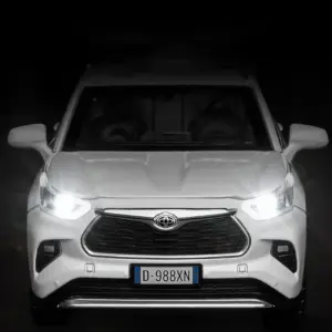 1:32 Scale Black Toyota Highlander Model 11 Scec9c48f367445f7896ae013d86bf3f2K