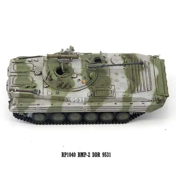 1/72 Scale BMP-2 Infantry Fighting Vehicle Model - Image 3