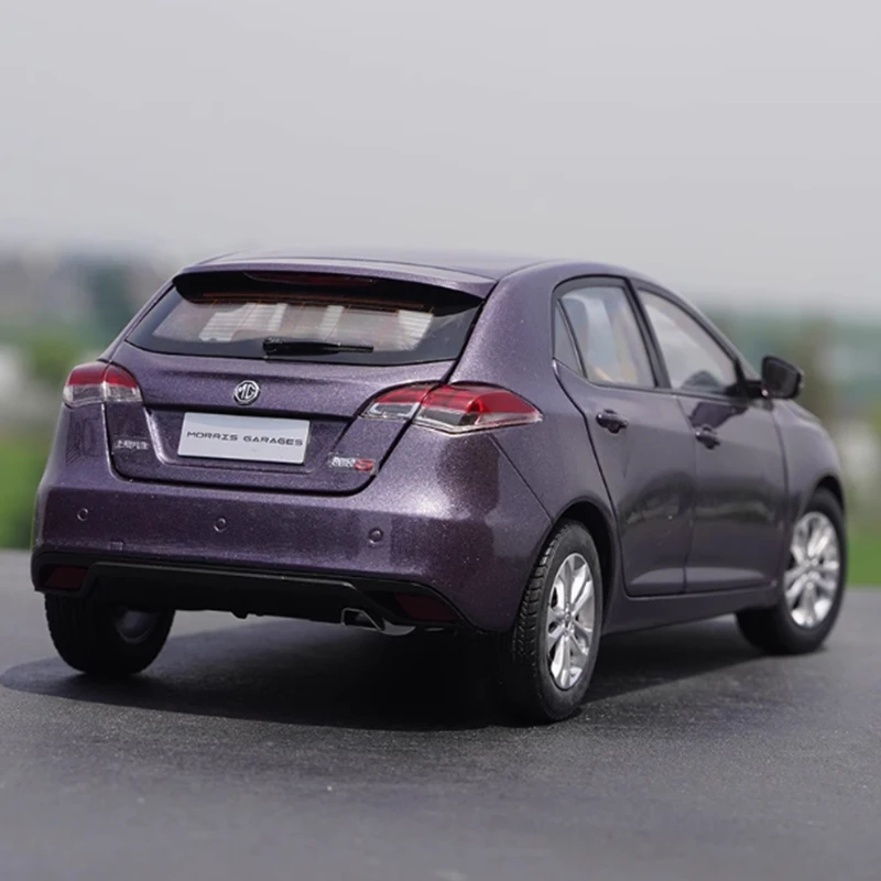 Diecast 1:18 Scale SAIC MG5 Model Car 2 Diecast 1:18 Scale SAIC MG5 Model Car - Image 2
