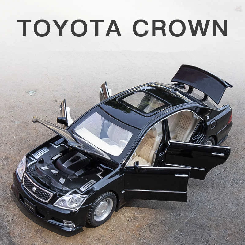 1:32 Scale Black Toyota Crown Diecast Model 3 1:32 Scale Black Toyota Crown Diecast Model - Image 3