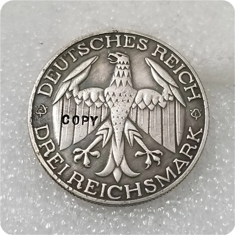 1929 Replica Waldeck Eagle Commemorative Coin 2 1929 Replica Waldeck Eagle Commemorative Coin - Image 2