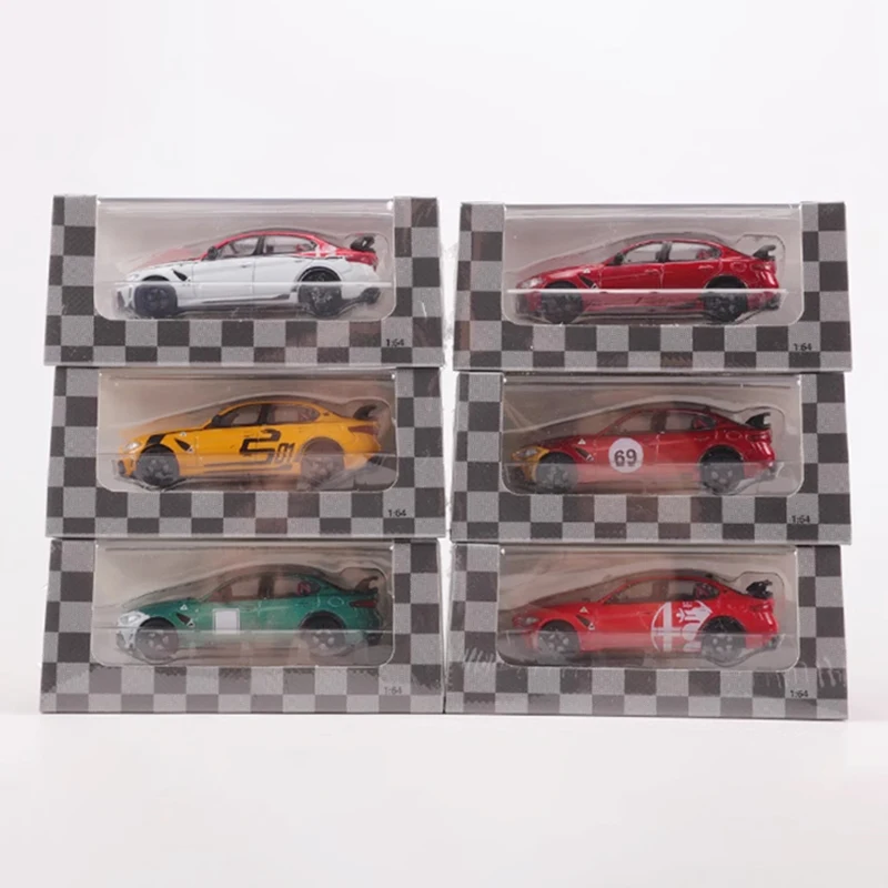 1:64 Scale WELLY Romeo Giulia GTAm Model Car 6 1:64 Scale WELLY Romeo Giulia GTAm Model Car - Image 6