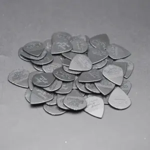 100 Premium Guitar Picks in Black and Orange 11 Sd62dded036ee4904b7285a0e79fb064bf