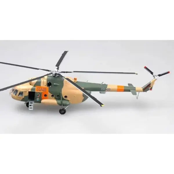 1:72 Scale German Army Mi-8 Helicopter Model - Image 4
