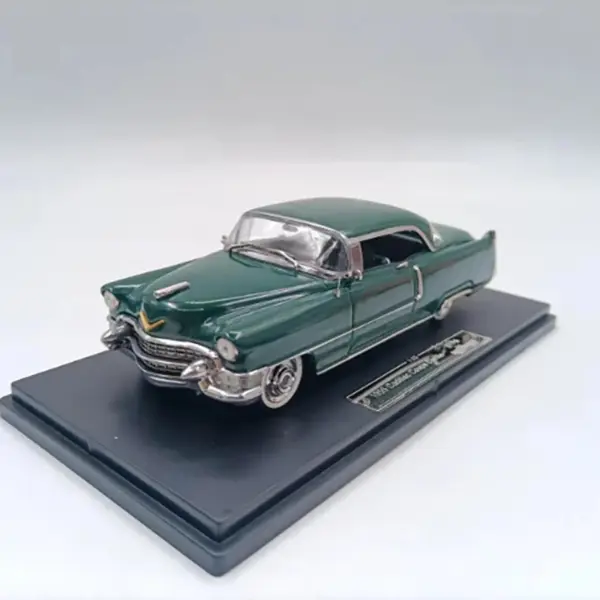 1:43 Scale Cadillac Coupe DeVille Alloy Model - Image 8