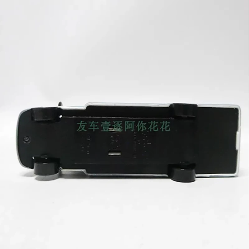 Citroen Jumper 2002 Diecast Model 1:64 Scale 8 Citroen Jumper 2002 Diecast Model 1:64 Scale - Image 8