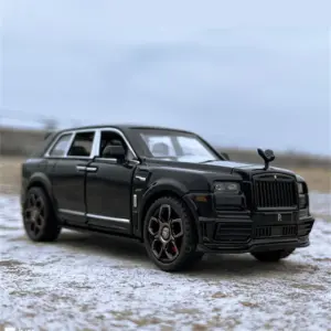 1:32 Rolls Royce Cullinan Diecast Model Black 10 Sdd6a627d8bf04211ab53cf7728ec14d0R