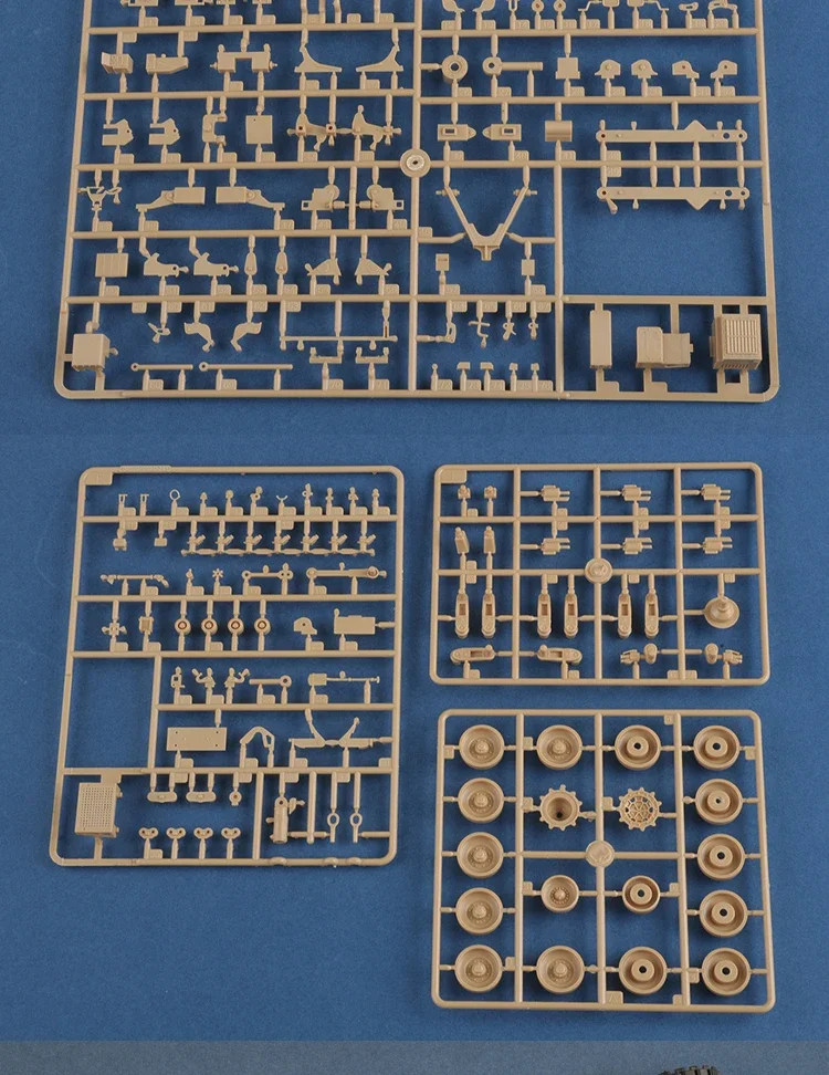 Trumpeter 1:35 German Iguana Bridge Vehicle Model 13 Trumpeter 1:35 German Iguana Bridge Vehicle Model - Image 13