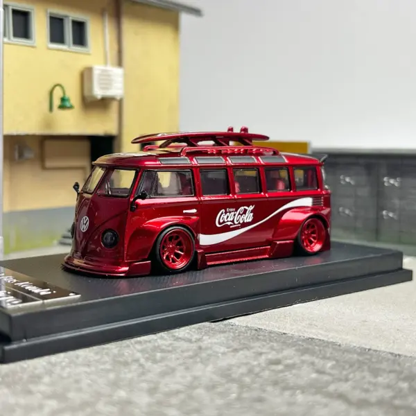 Die-Cast RWB T1 Vintage Bus Model in Yellow - Image 9