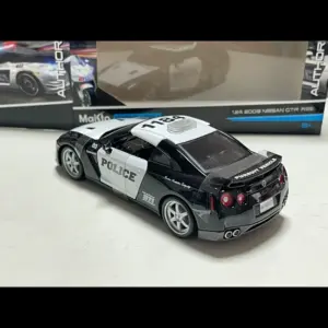 Maisto 1:24 Nissan GT-R R35 Police Model 10 Se676dcfd97fe412598e2ee1652ad4dabO