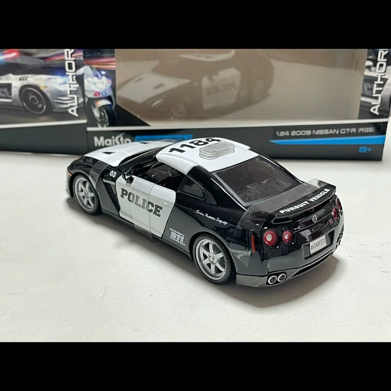 Maisto 1:24 Nissan GT-R R35 Police Model 5 Maisto 1:24 Nissan GT-R R35 Police Model - Image 5