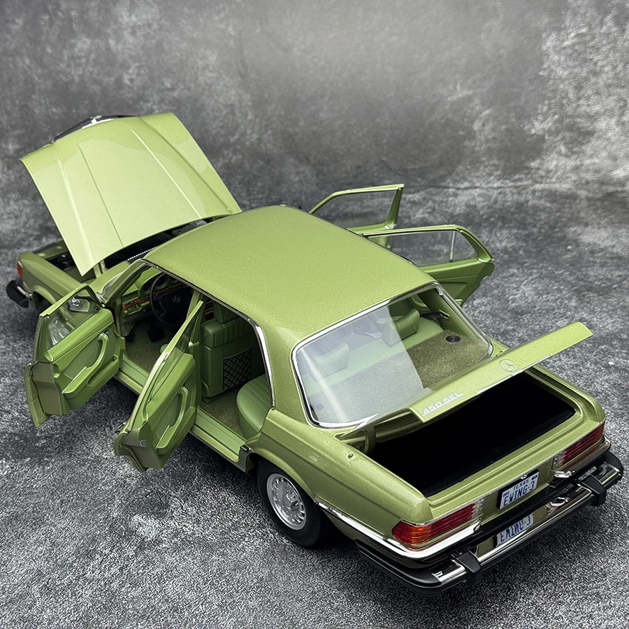 Mercedes-Benz 450 SEL 1/18 Diecast Model 3 Mercedes-Benz 450 SEL 1/18 Diecast Model - Image 3