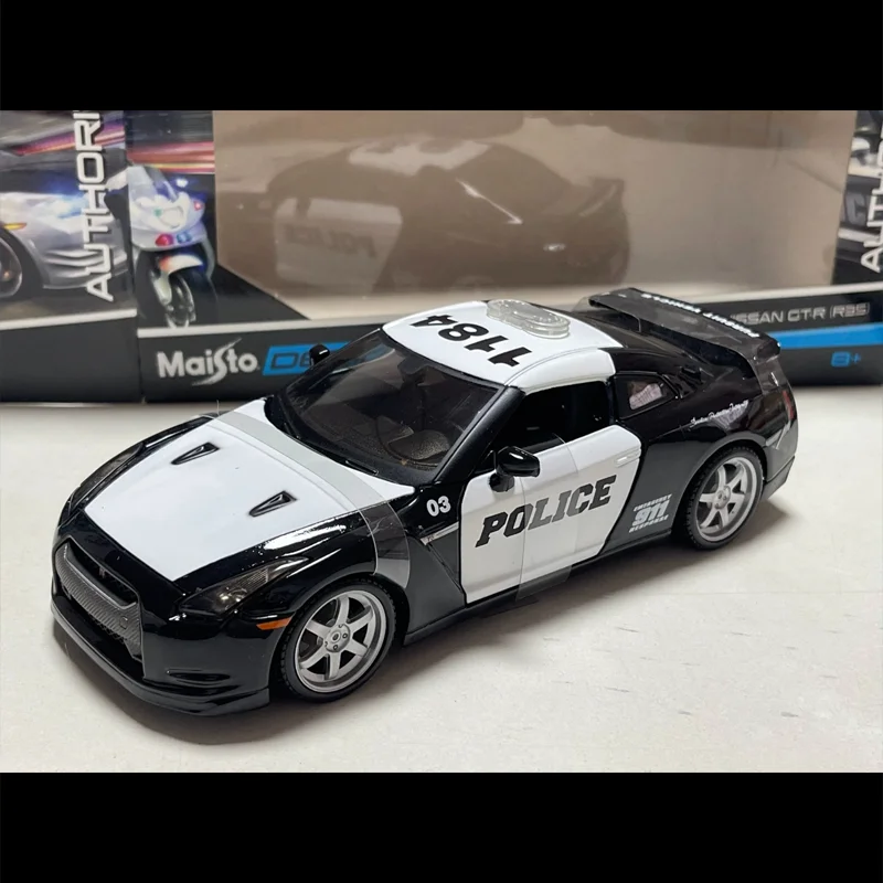 Maisto 1:24 Nissan GT-R R35 Police Model 4 Maisto 1:24 Nissan GT-R R35 Police Model - Image 4