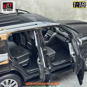 Toyota Land Cruiser LC300 ZX Diecast Model 1/18 39 Se7d2d6c021394a7f96ad226700888b6fR