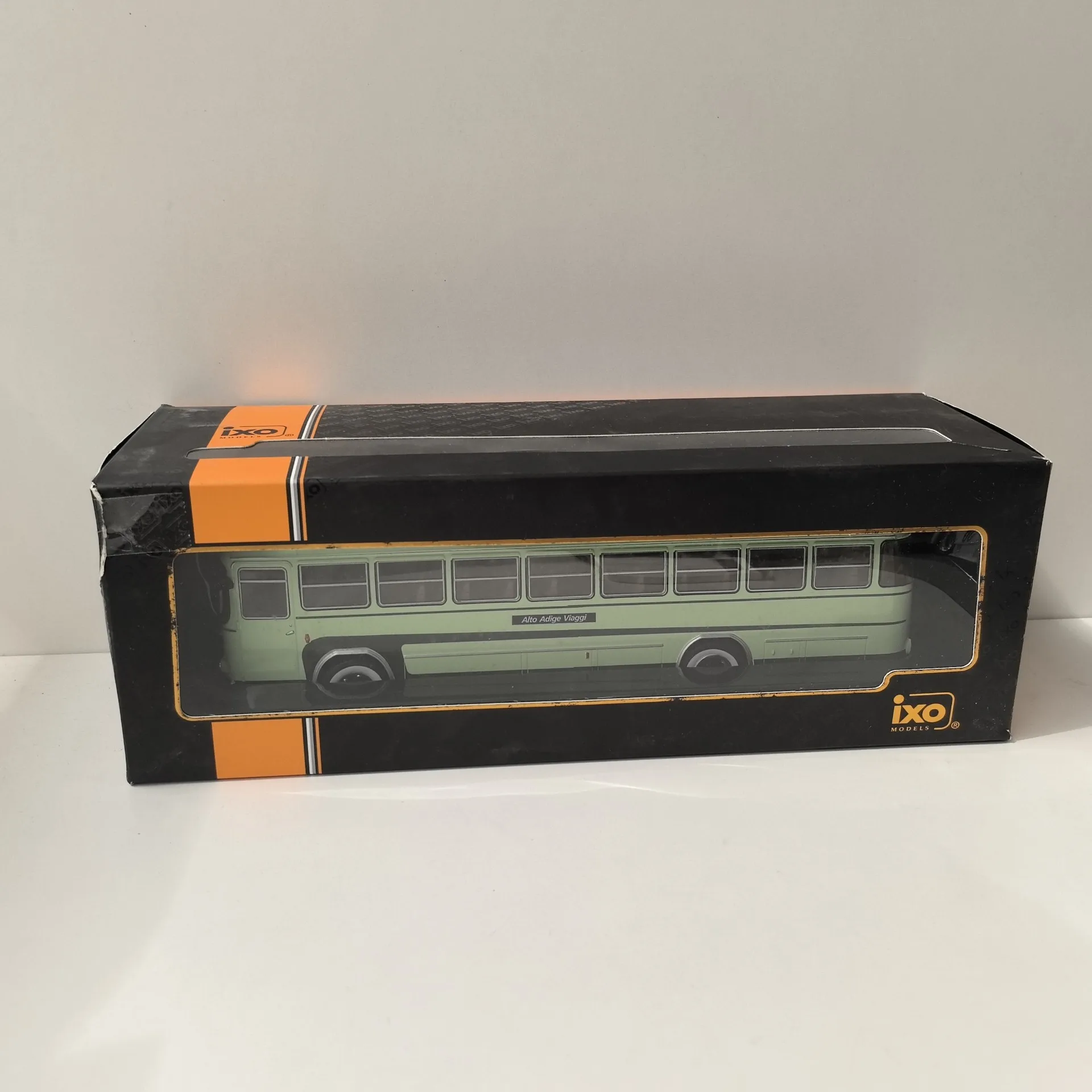Diecast IXO 1/43 Mint Green Fiat 306-3 Bus 6 Diecast IXO 1/43 Mint Green Fiat 306-3 Bus - Image 6