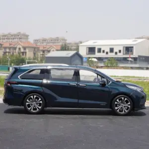 1:18 Scale Diecast Toyota Granvia Model Blue 5 Se90e3519176f40cb851437ef1bf17f35O