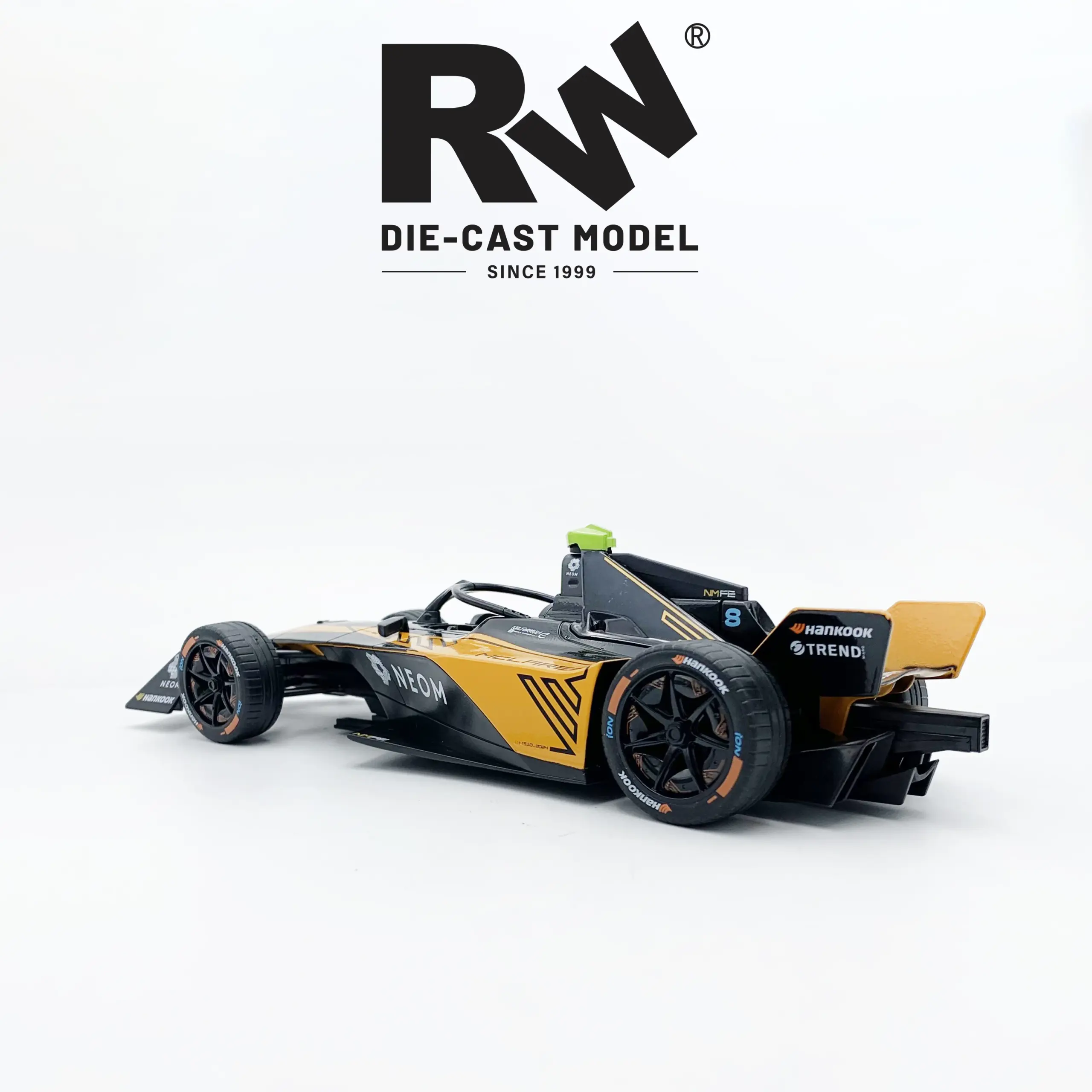 McLaren Formula Car Die-Cast Model 1:24 Scale 8 McLaren Formula Car Die-Cast Model 1:24 Scale - Image 8