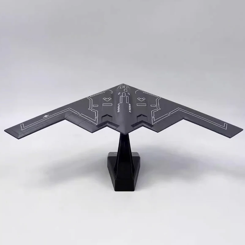 1/200 Scale Diecast B2 Bomber Model 4 1/200 Scale Diecast B2 Bomber Model - Image 4