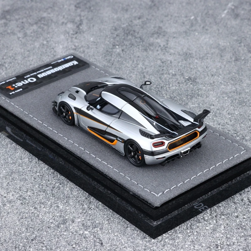 1:64 Koenigsegg One:1 Model by TOMICA 16 1:64 Koenigsegg One:1 Model by TOMICA - Image 16