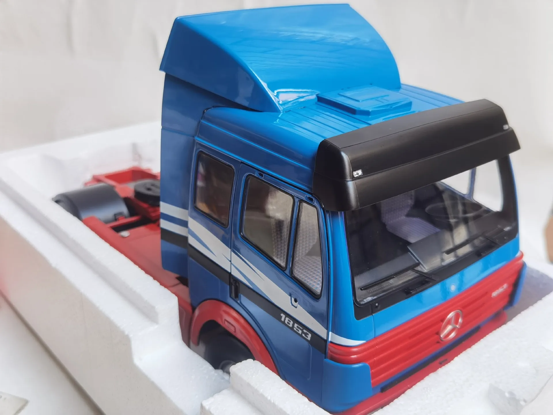 1/18 Scale Diecast Benz SK II Model Car 3 1/18 Scale Diecast Benz SK II Model Car - Image 3