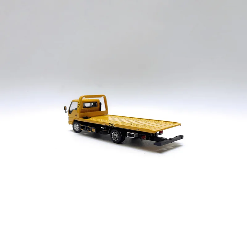 GCD 1/64 Scale Suzuki ISUZU Flatbed Model 4 GCD 1/64 Scale Suzuki ISUZU Flatbed Model - Image 4