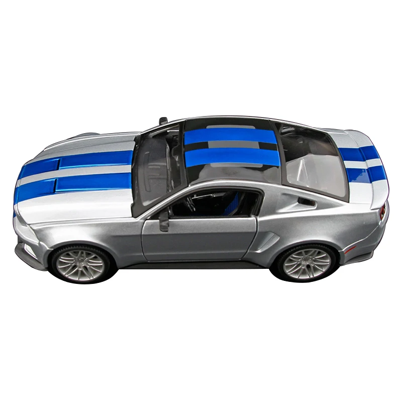 1:24 Scale Ford Mustang GT Street Racer Model 5 1:24 Scale Ford Mustang GT Street Racer Model - Image 5